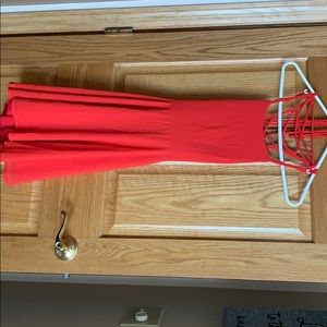 Lulu red dress